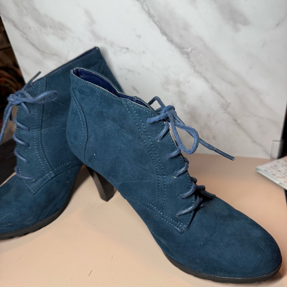 Rialto Teal Lace-Up Heeled Boots - Picture 4 of 7